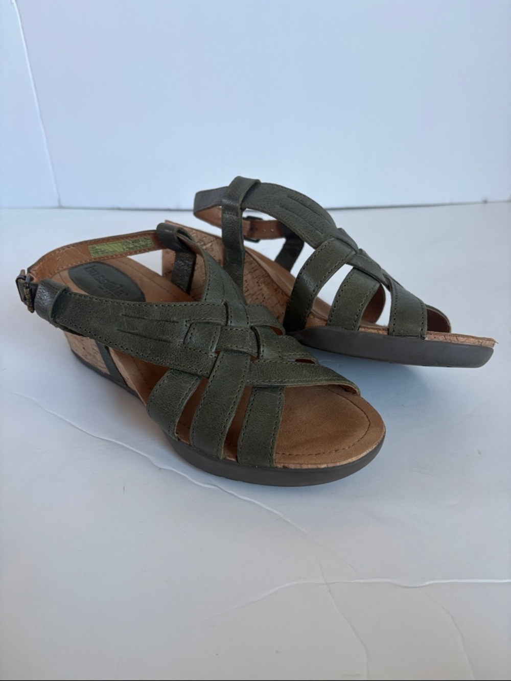 bussola Nynette Gobba Khaki olive green wedge sandal adjustable strap